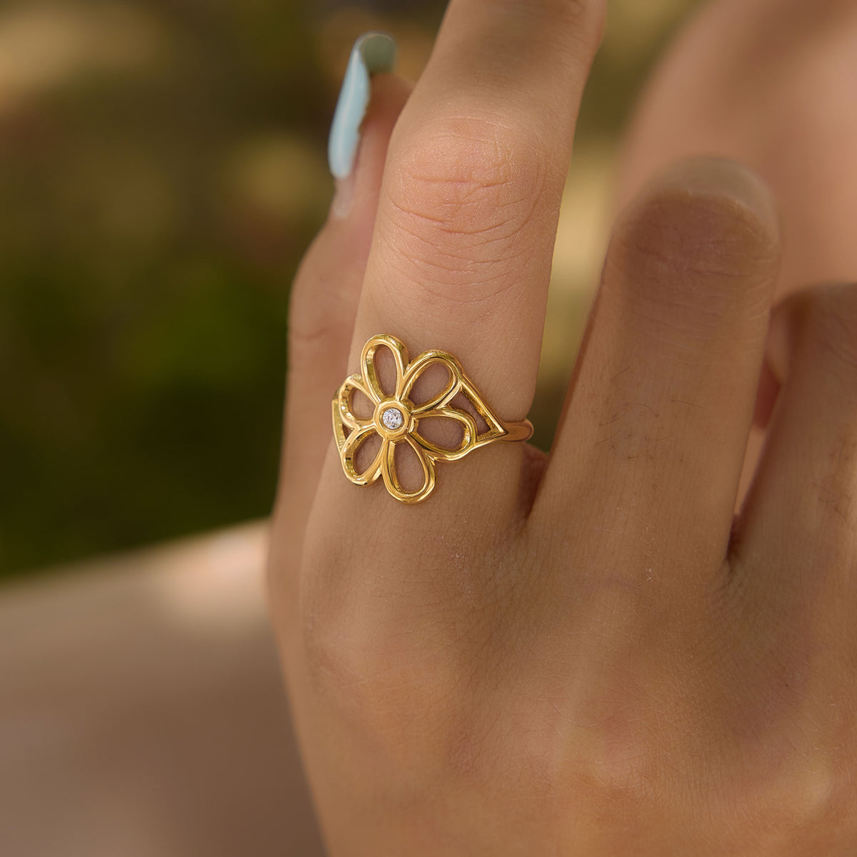 J&D Jewelry Sweet Flower Open Ring 18K Gold Plated Stainless Steel Zirconia Adjustable Floral Jewelry for Women