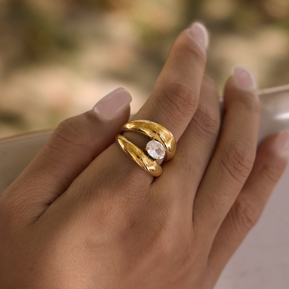 J&D Jewelry Oval Zirconia Double Layer Open Ring 18K Gold