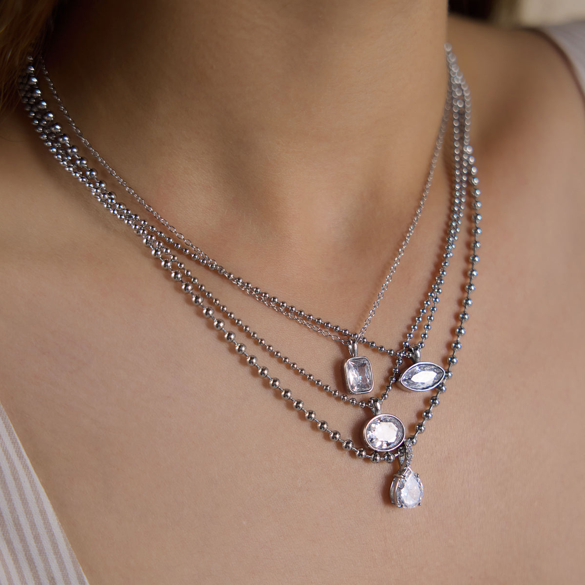 J&D Jewelry Teardrop Zirconia Pendant Ball Chain Necklace