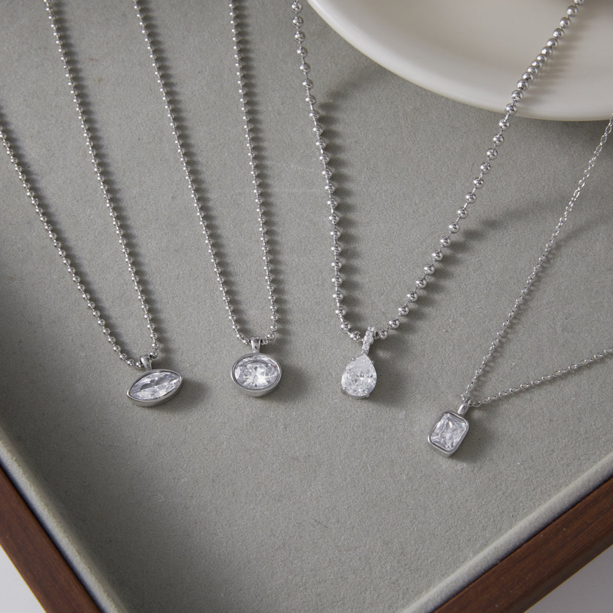 J&D Jewelry Teardrop Zirconia Pendant Ball Chain Necklace