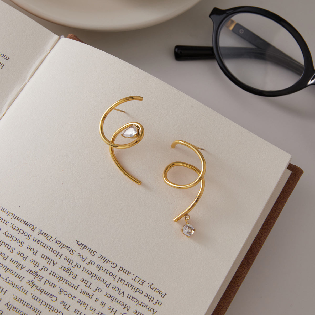 J&D Jewelry 18K Gold Plated Stainless Steel Spiral Drop Earrings