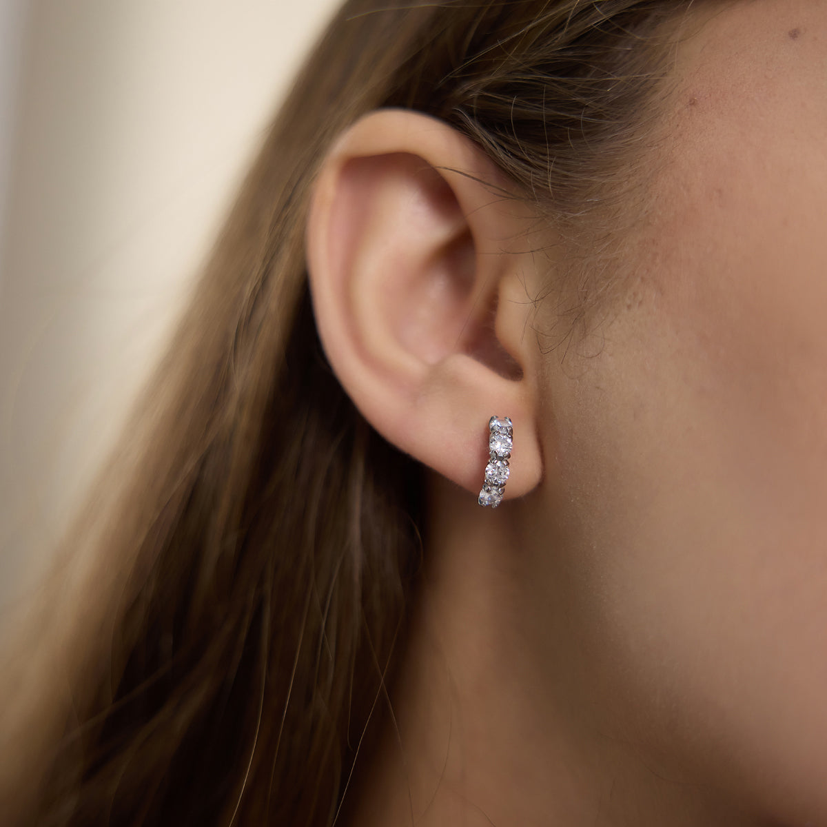 J&D Jewelry Classic Round CZ C Hoop Earrings Hypoallergenic