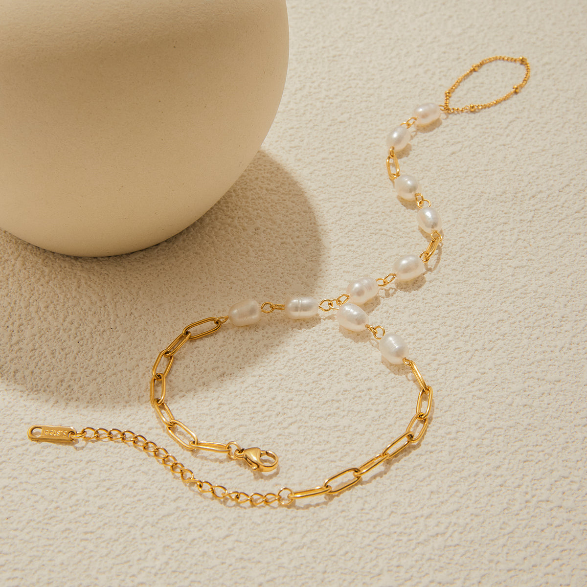 J&D Freshwater Pearl Finger Bracelet