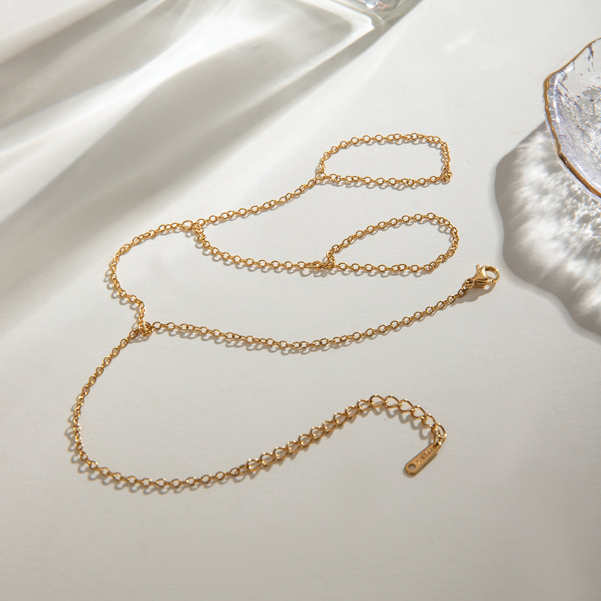 J&D Versatile Simple O-Chain Design