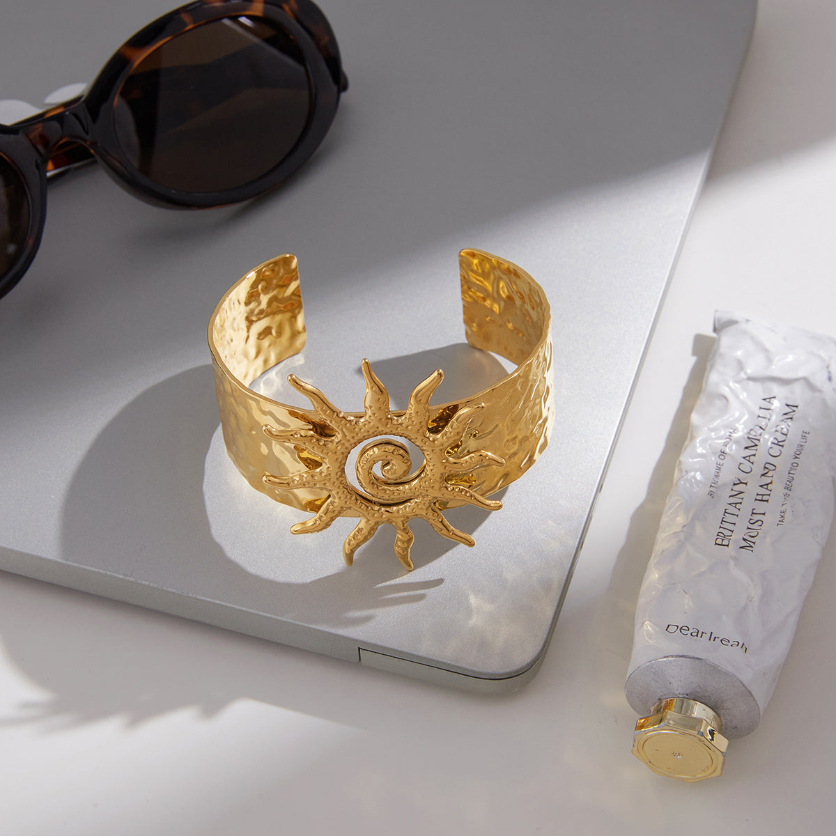 J&D  Plated Beach Holiday Statement
