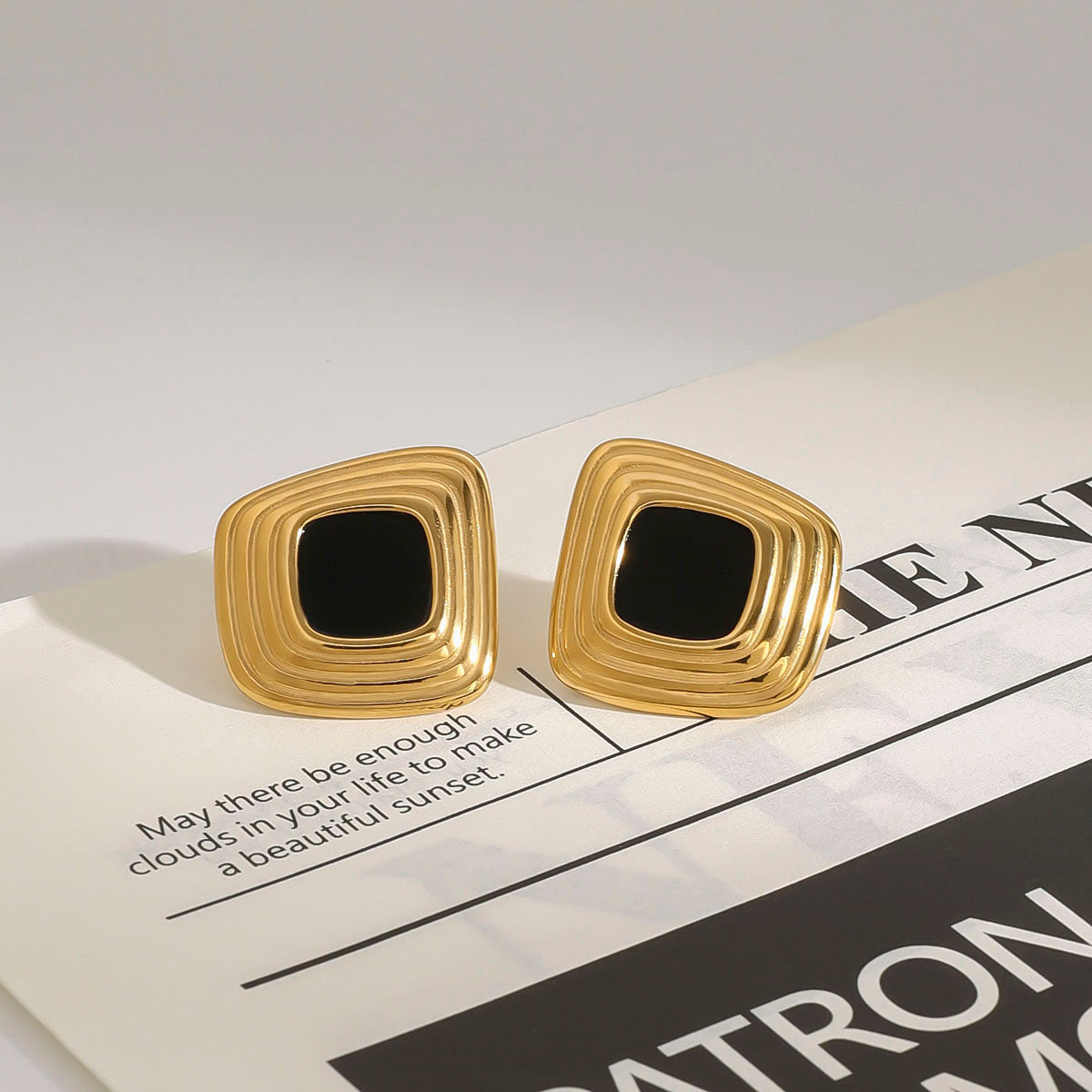 J&D Elegant Earring