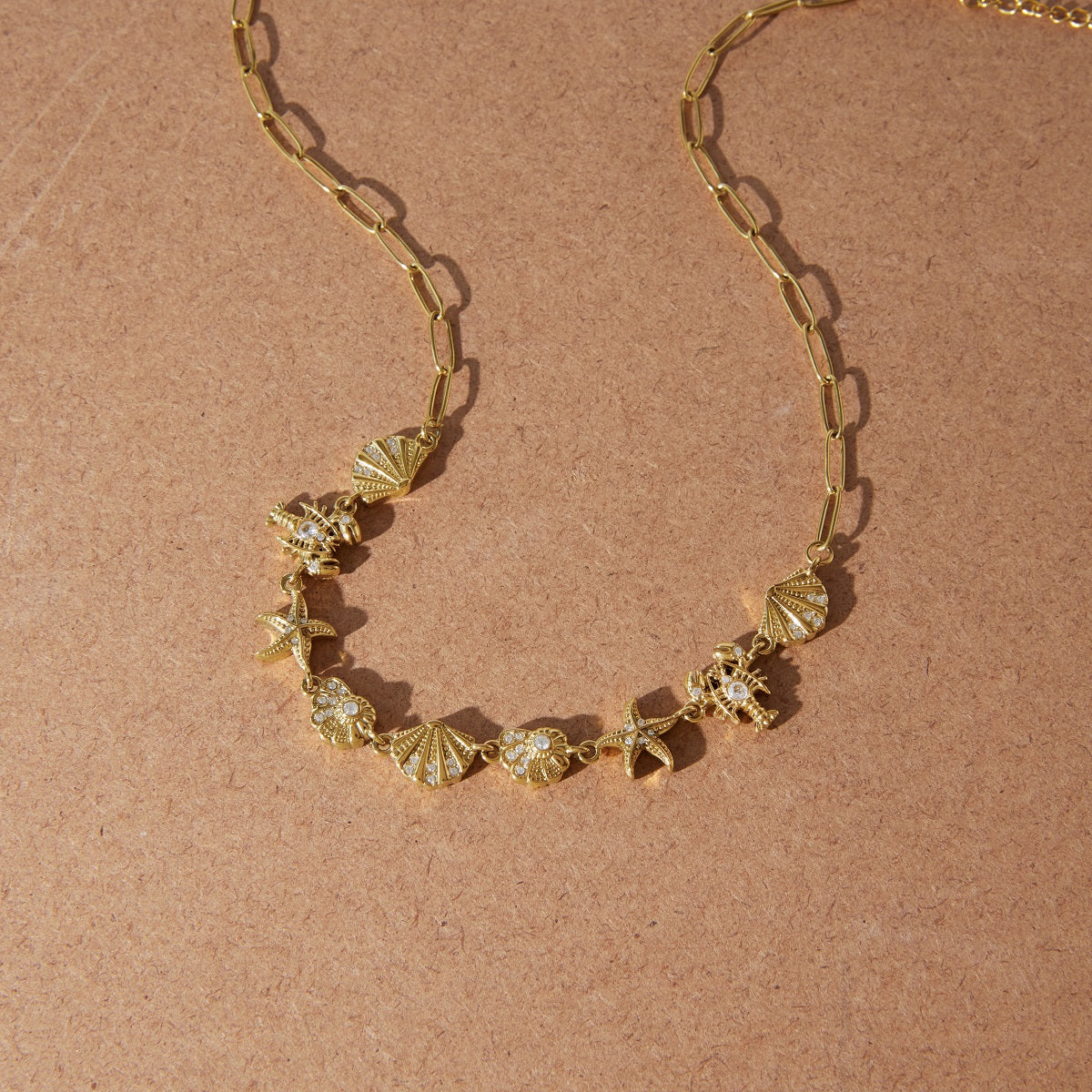 J&D Acrylic Petal Rhinestone