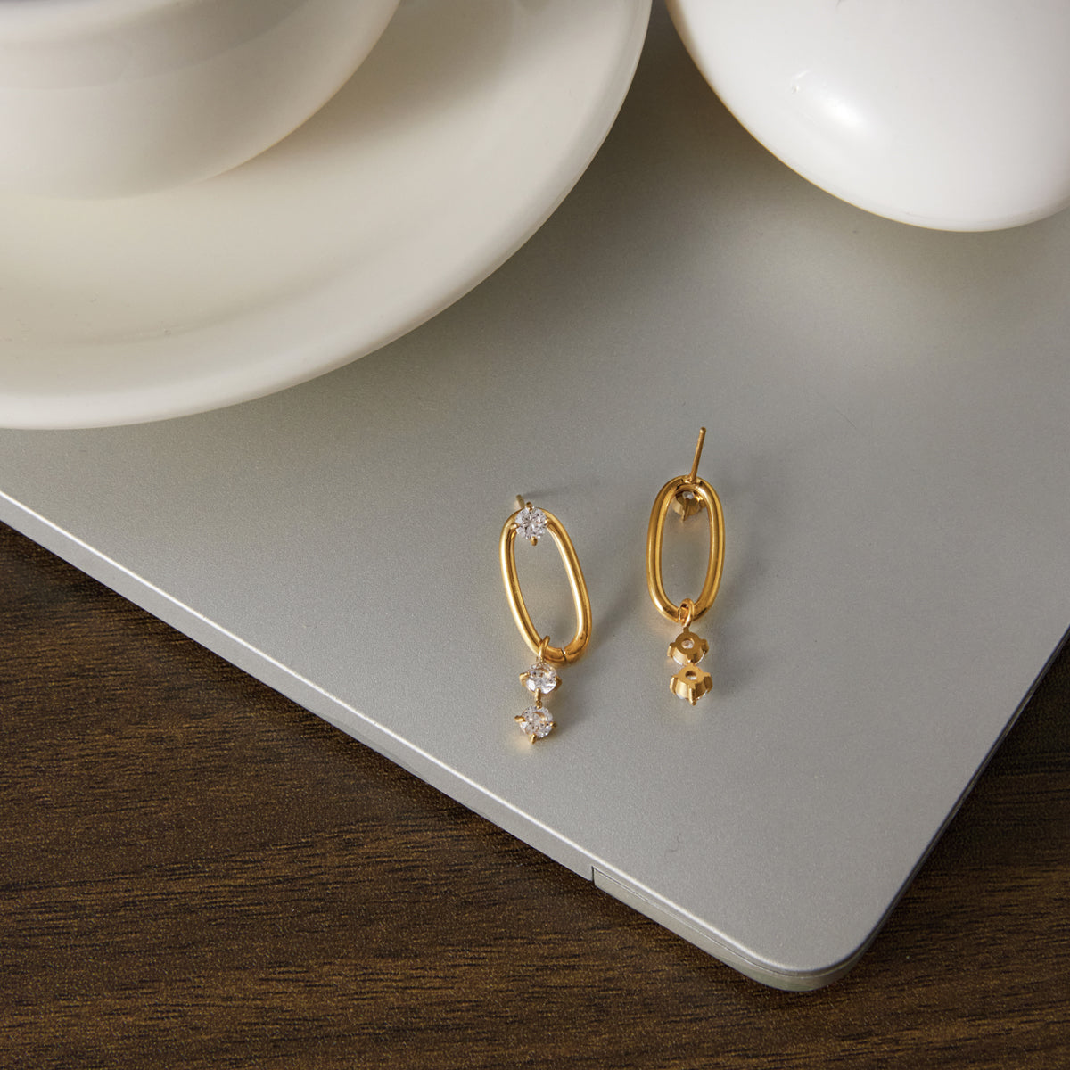 J&D  Round White Zirconia Drop Earrings