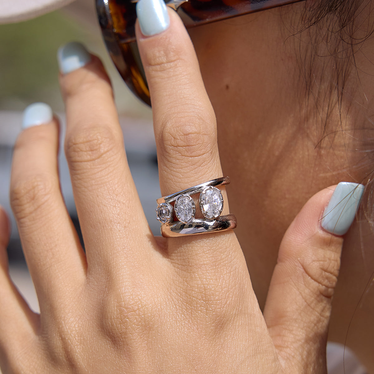 J&D Double Layer Hollow Ring with Oval