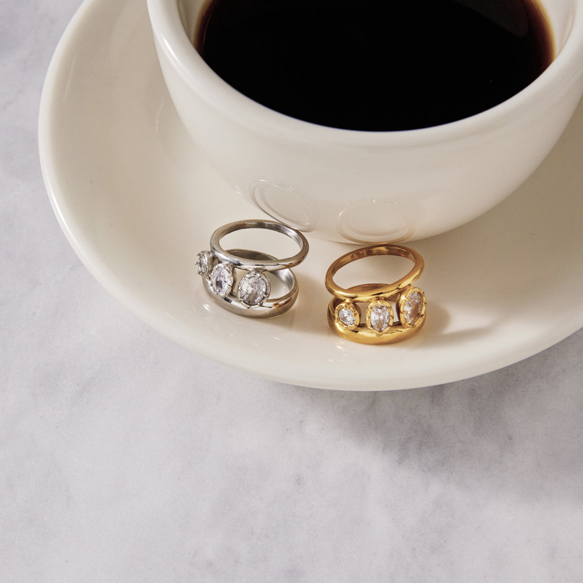J&D Double Layer Hollow Ring with Oval