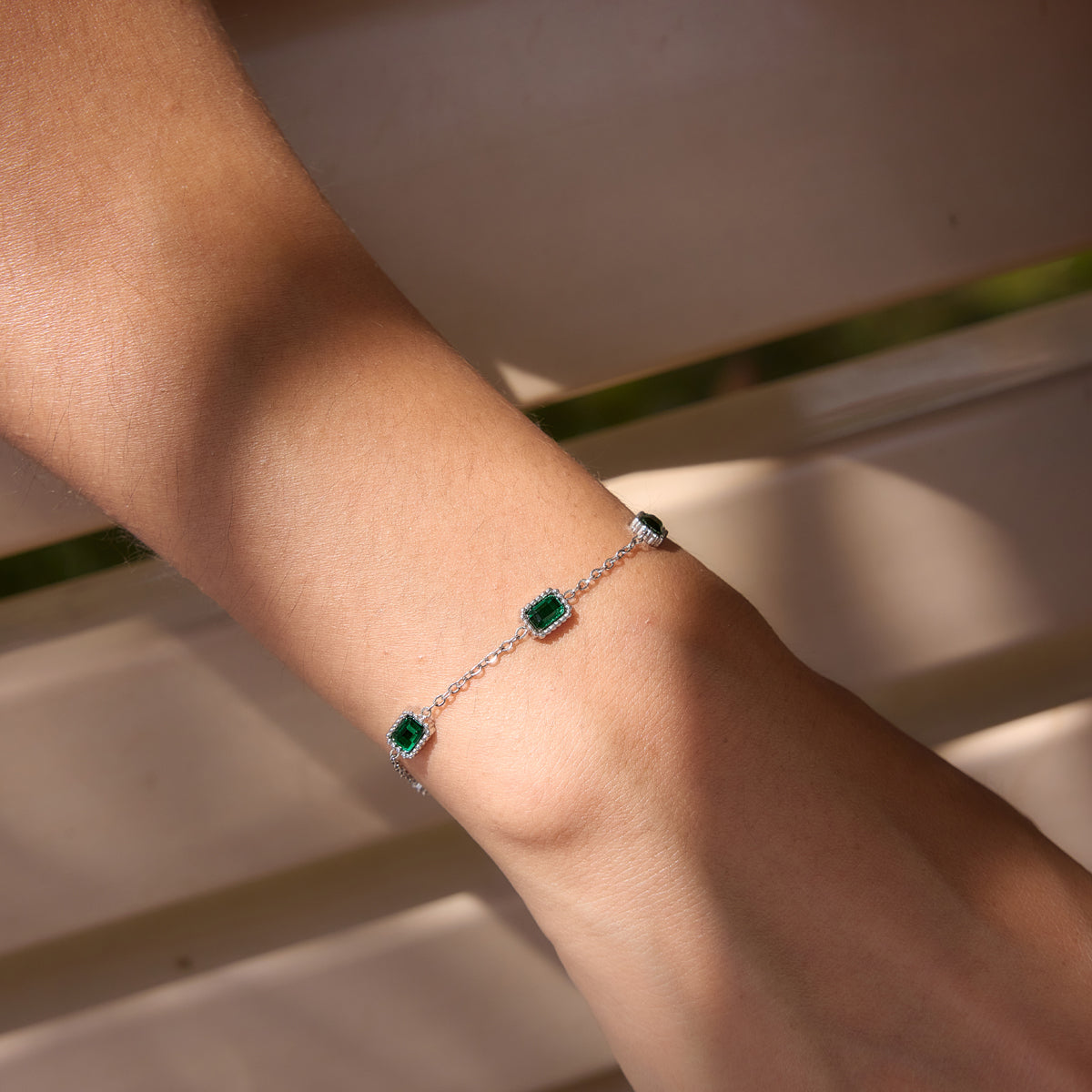 J&D  Bracelet Waterproof Minimalist Chain