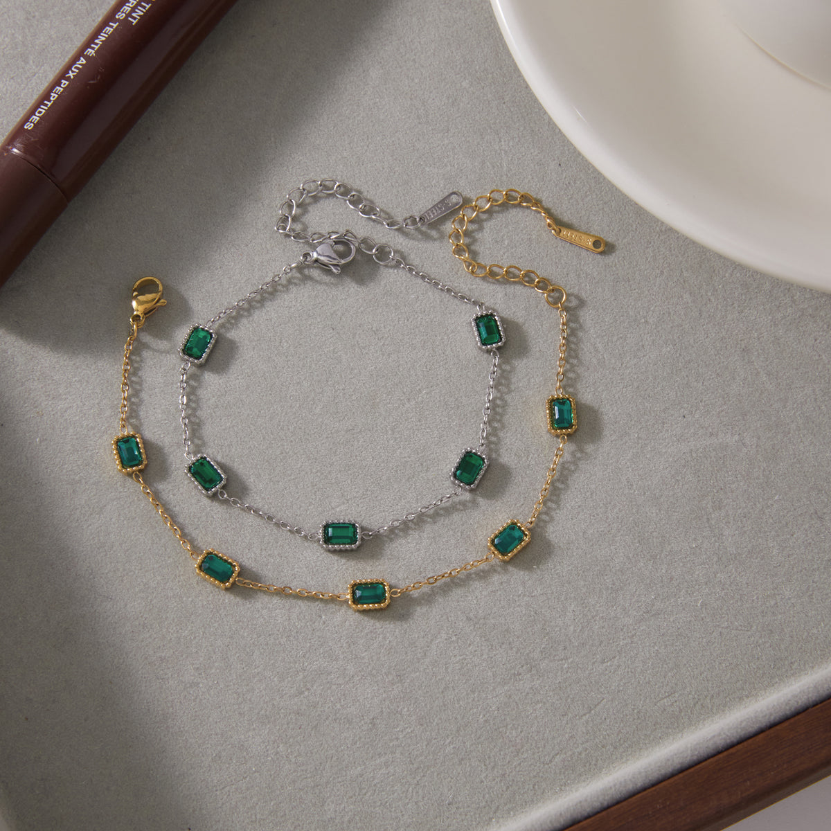 J&D  Bracelet Waterproof Minimalist Chain