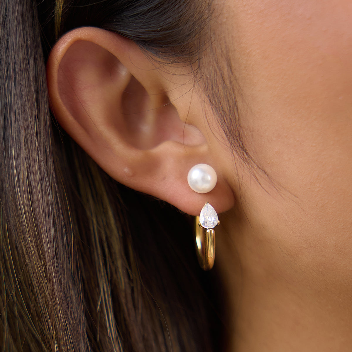 J&D Pearl Zircon Front Back