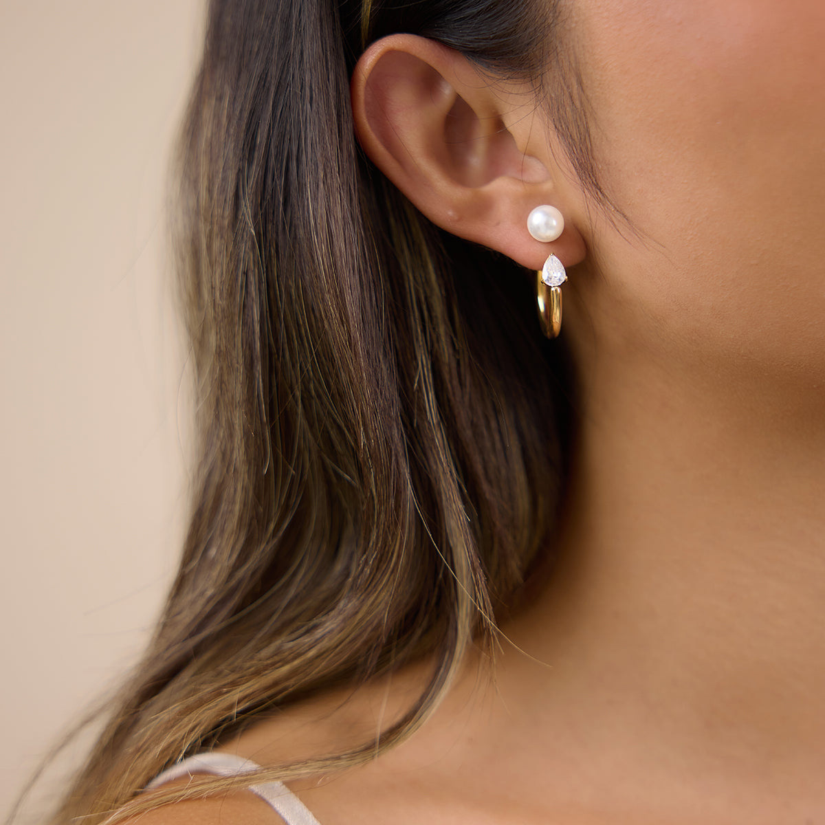 J&D Pearl Zircon Front Back
