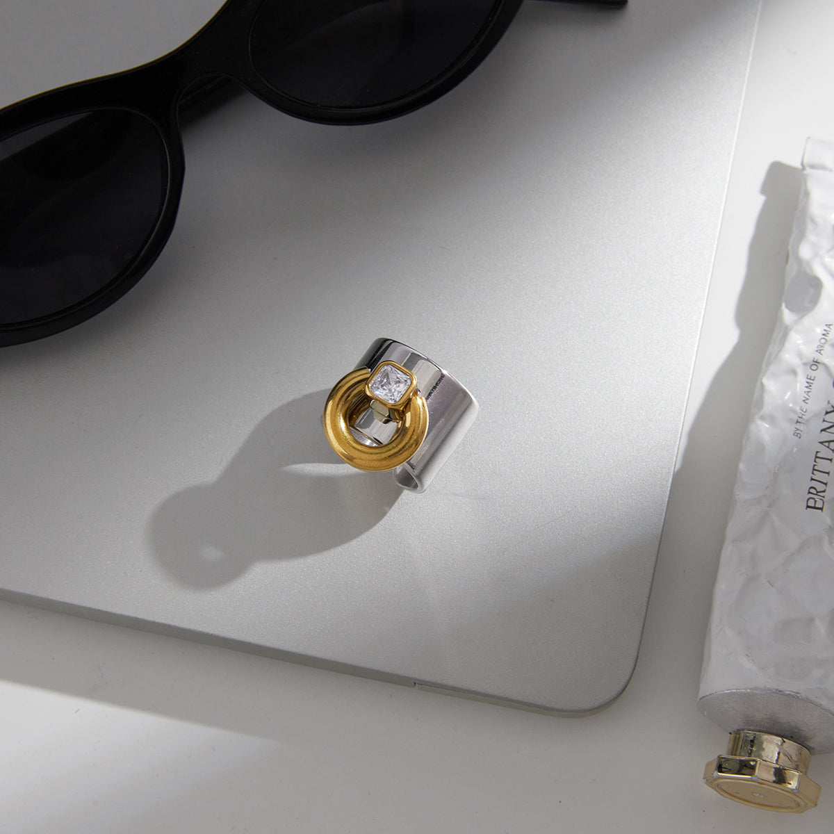 J&D  Movable Square Zirconia Stainless