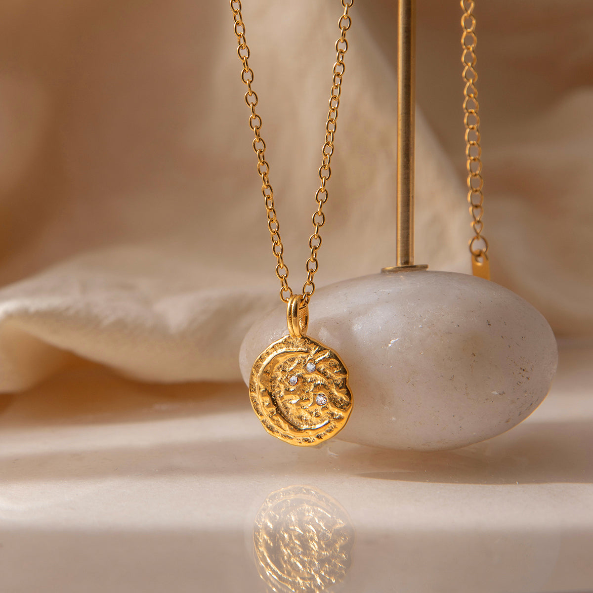 J&D  Classic Rhinestone Moon Sun Sand