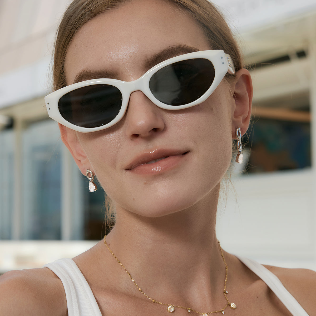 J&D  Trendy Teardrop CZ