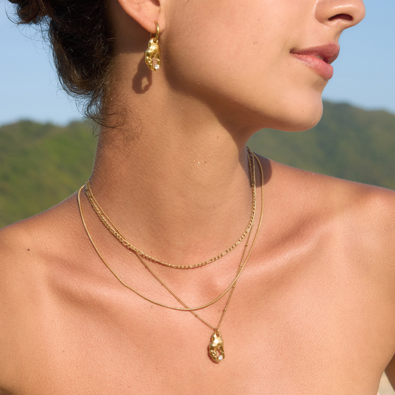 J&D  Crab Claw Drop Earrings