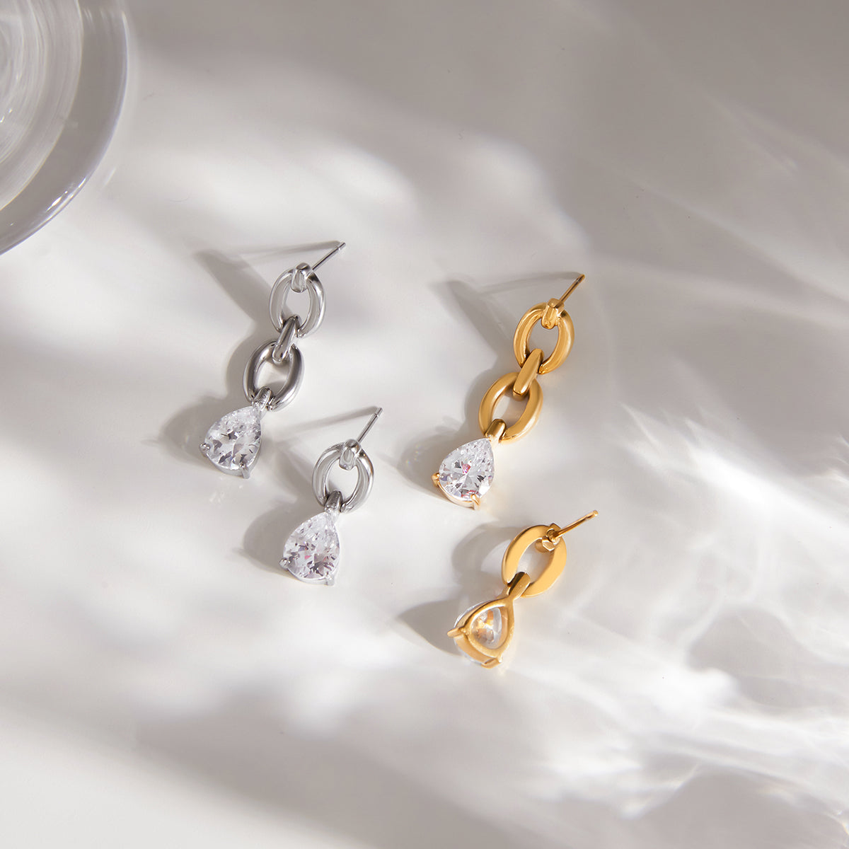 J&D  Trendy Teardrop CZ