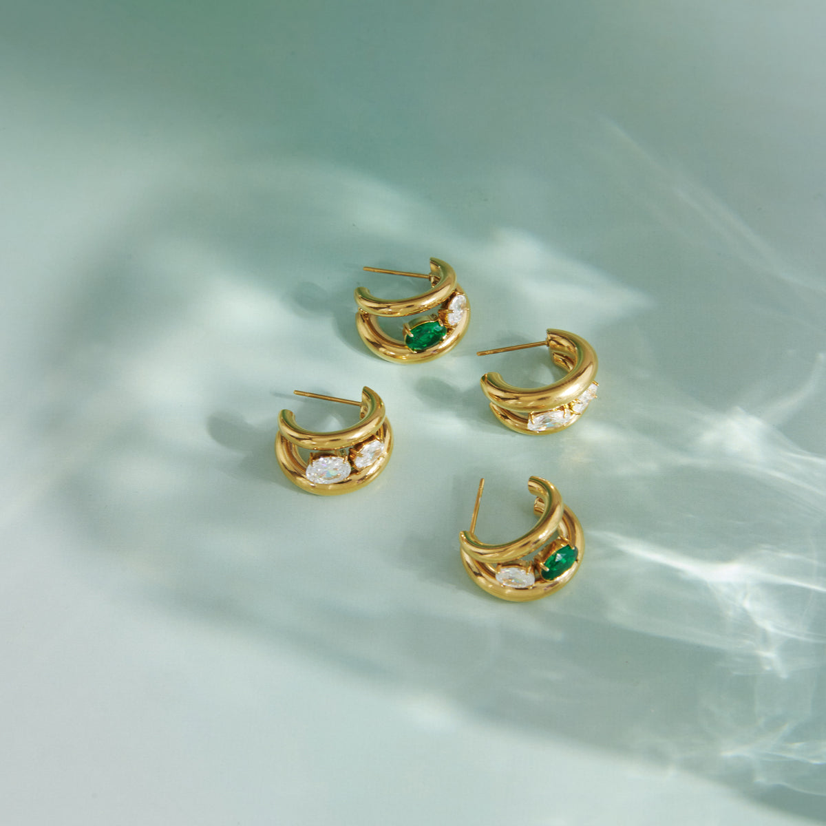 J&D  C Hoop Earring Emerald Green Oval