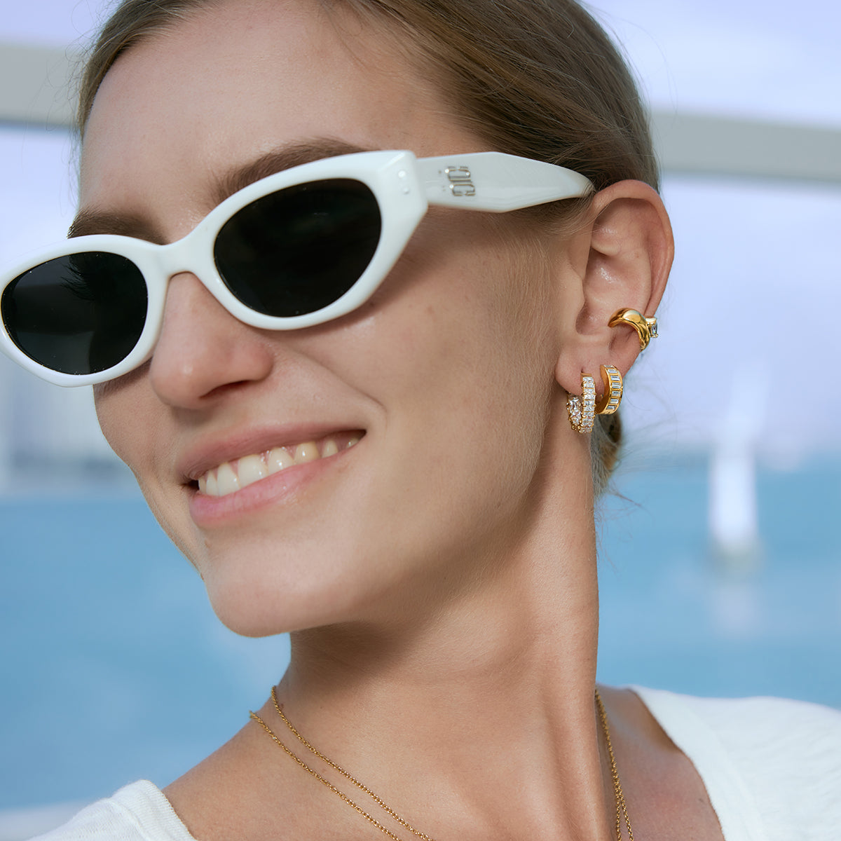 J&D  Earrings Tarnish Free Waterproof 18K Gold White Teardrop