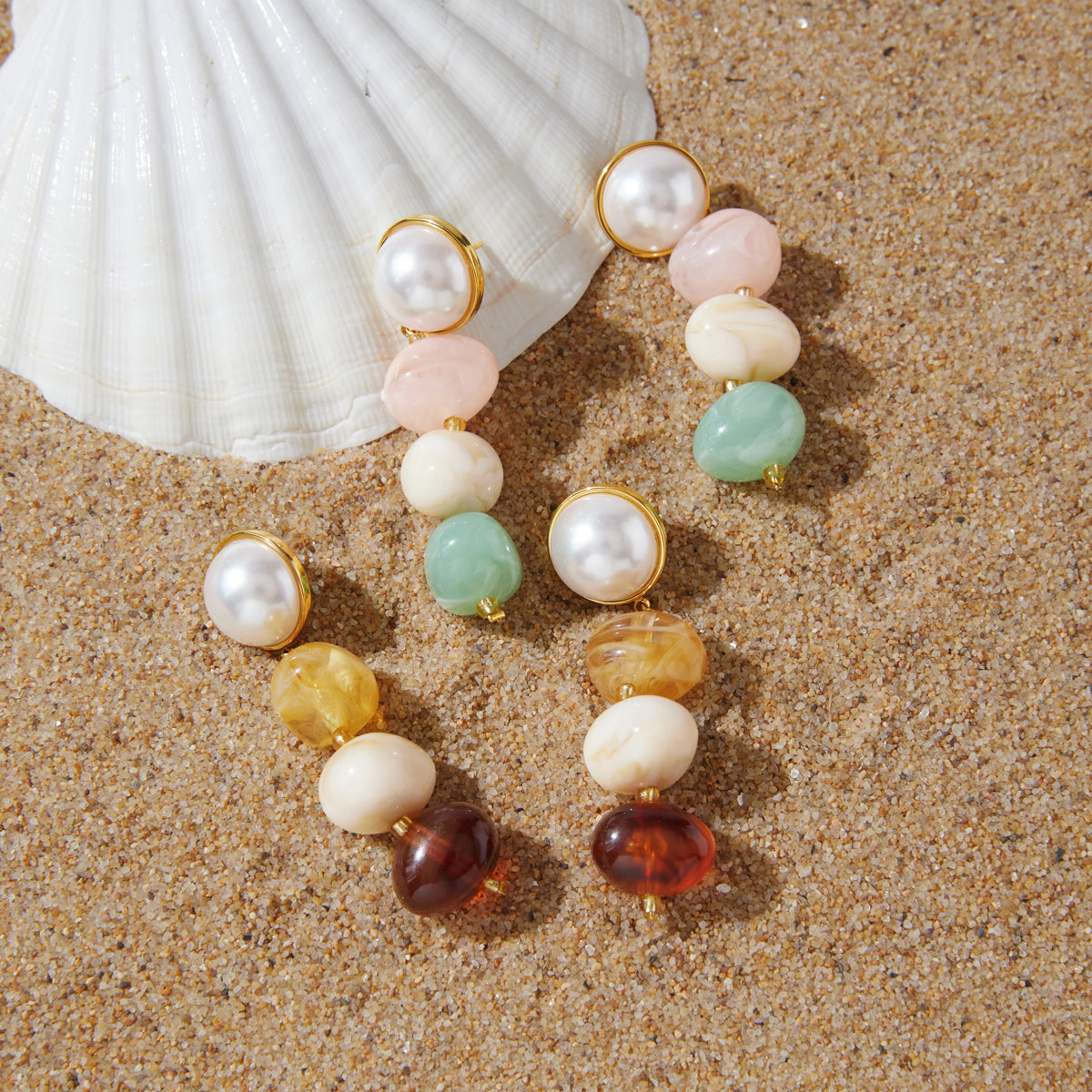 J&D  Brown Tortoise Resin Pearl Tassel