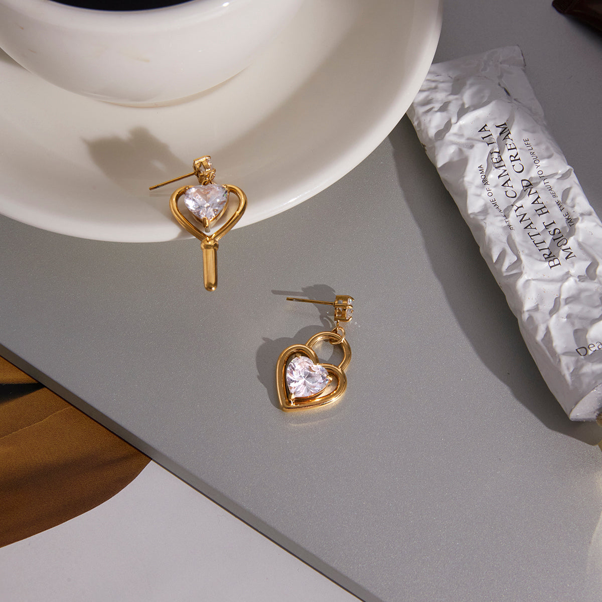 J&D  Key Earring Asymmetrical Heart Pendant