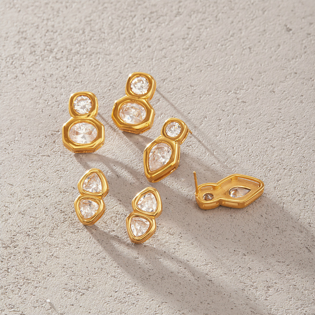 Earrings Round Oval