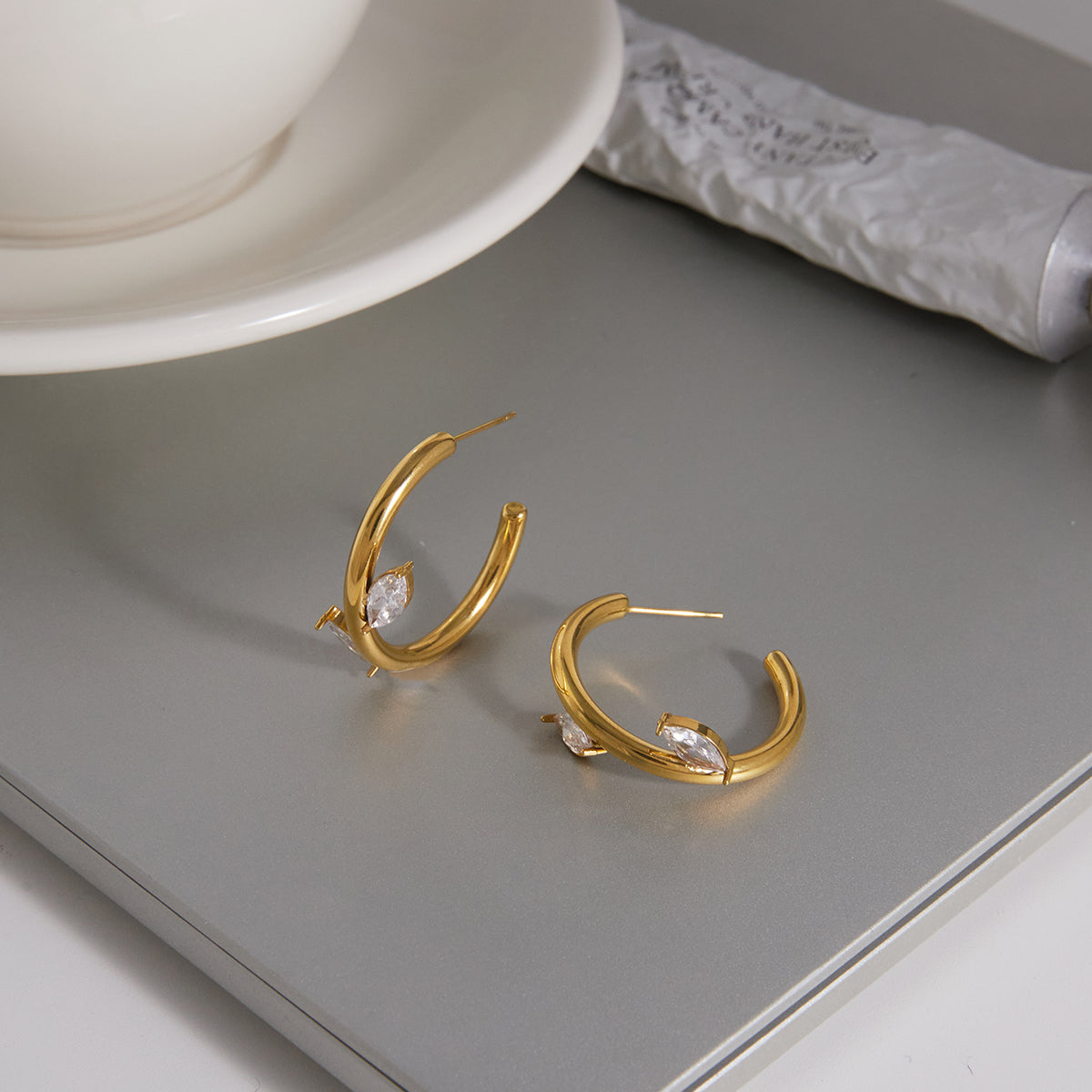 Hypoallergenic Dainty