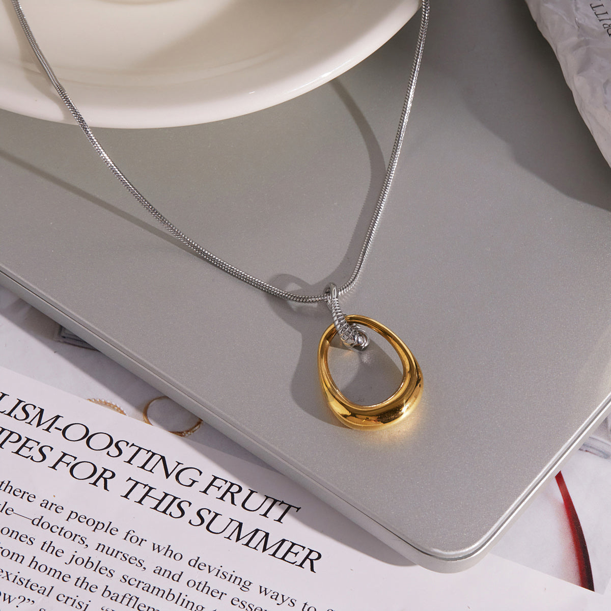 Pendant Snake