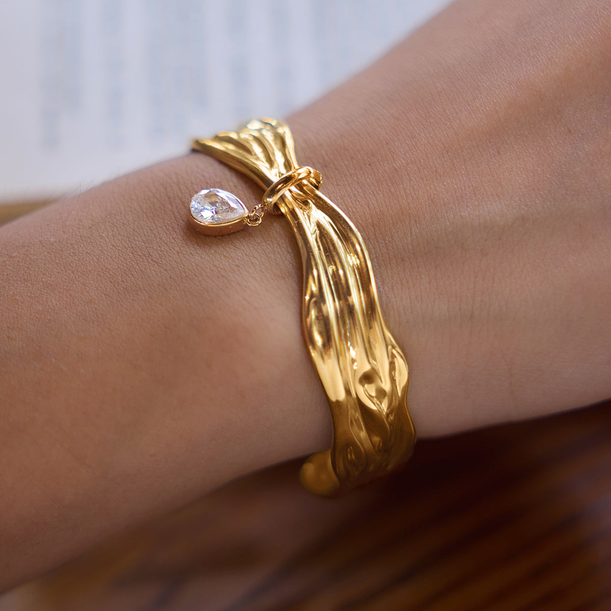 Open Bracelet Teardrop
