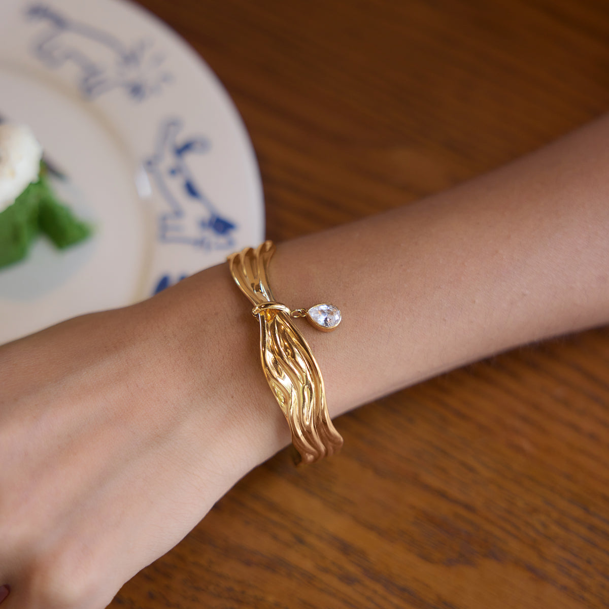 Open Bracelet Teardrop