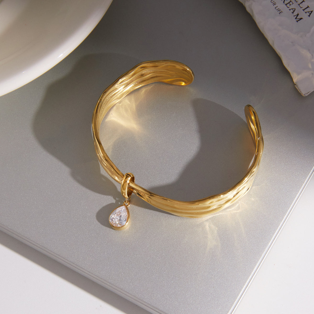 Open Bracelet Teardrop