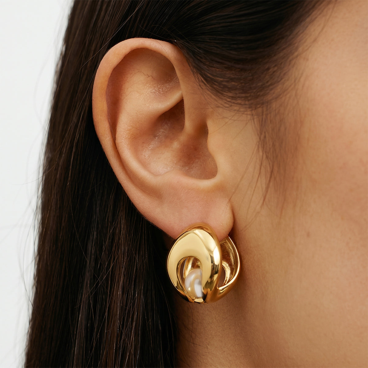 Glass Pearl Earrings