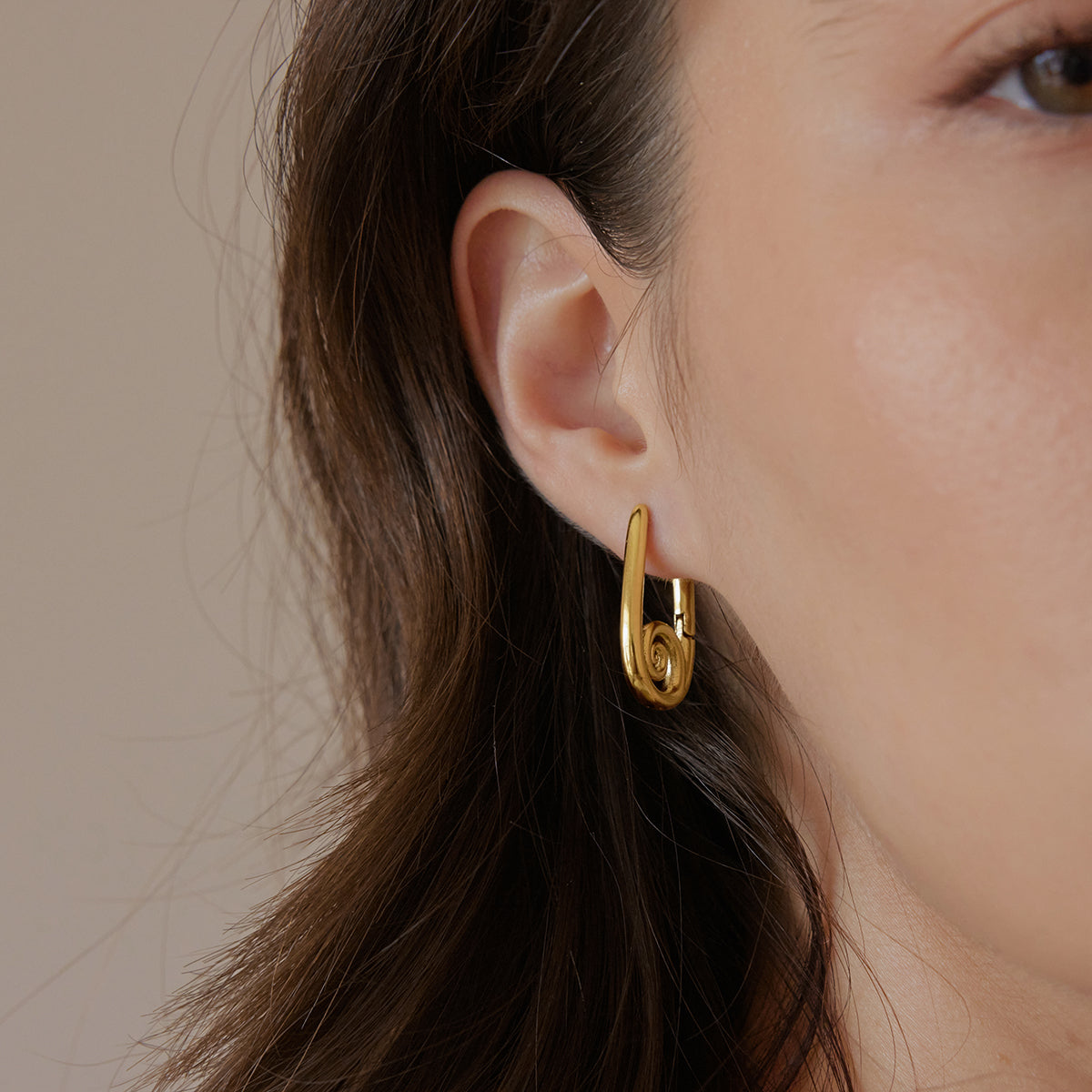 Minimalist Huggie Hoop Earrings