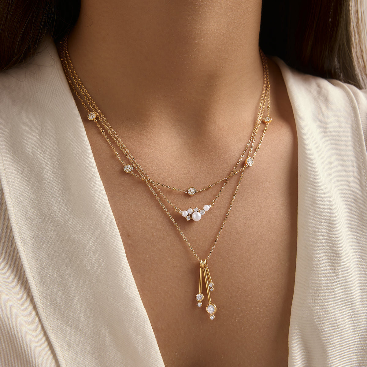 Elegant Pearl Pendant Necklace