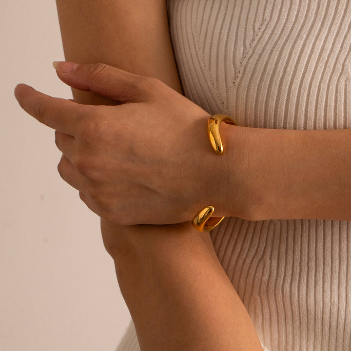 J&D Best Seller High Polished Mirror Pure Smooth Surface Stainless Steel Wave Edge Cuff Bangle