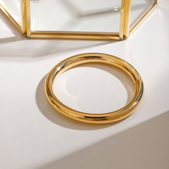 J&D 18K Gold Plated Stainless Steel Simple Plain Round Bracelet High End Lady Style Fashion Bangle