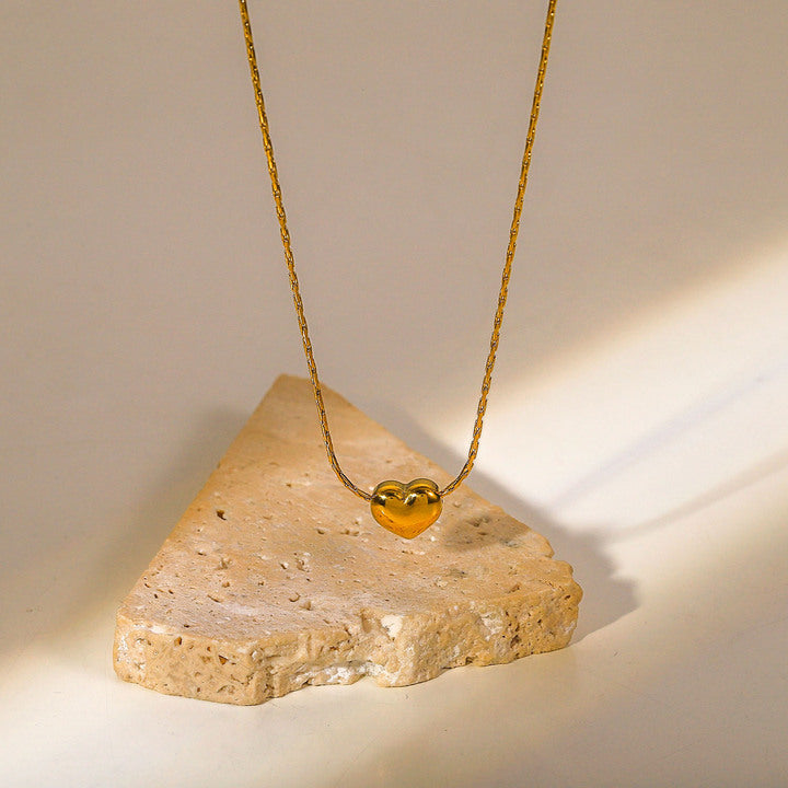 J&D Waterproof 18K Gold Stainless Steel Tarnish Free Classic Heart Pendant Necklace