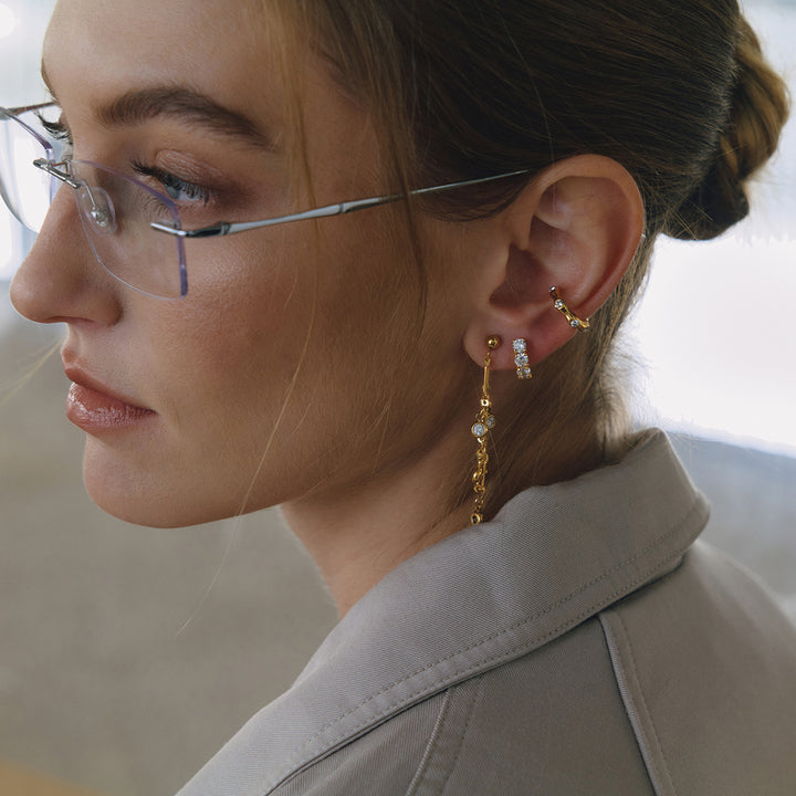 J&D Elegant Graceful Zircon Tassel Earrings 18K Gold Stainless Steel Classic Zircon Chain Tassel Earrings