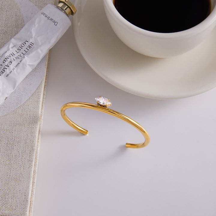 J&D 18K PVD Gold Plate Stainless Steel Bracelet Trendy Classic Horse Eye White Zircon Open Cuff Bangle