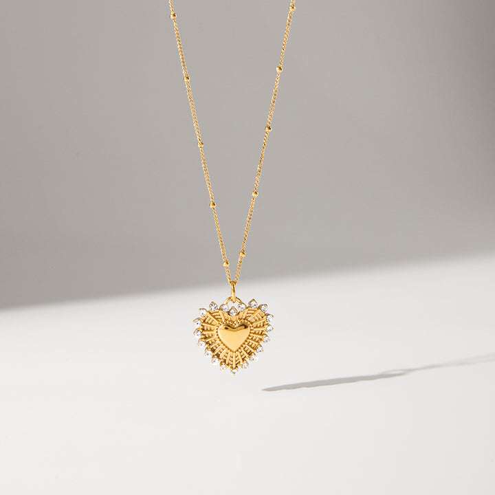 J&D 18K PVD Gold Plate Stainless Steel Necklace Classic White Zircon Ribbed Heart Pendant Necklace