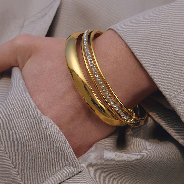 J&D Chunky Gold Hoop Bangle Bracelet 18K Gold Plated Stainless Steel with High Polished Finish Classic Bangle for Women