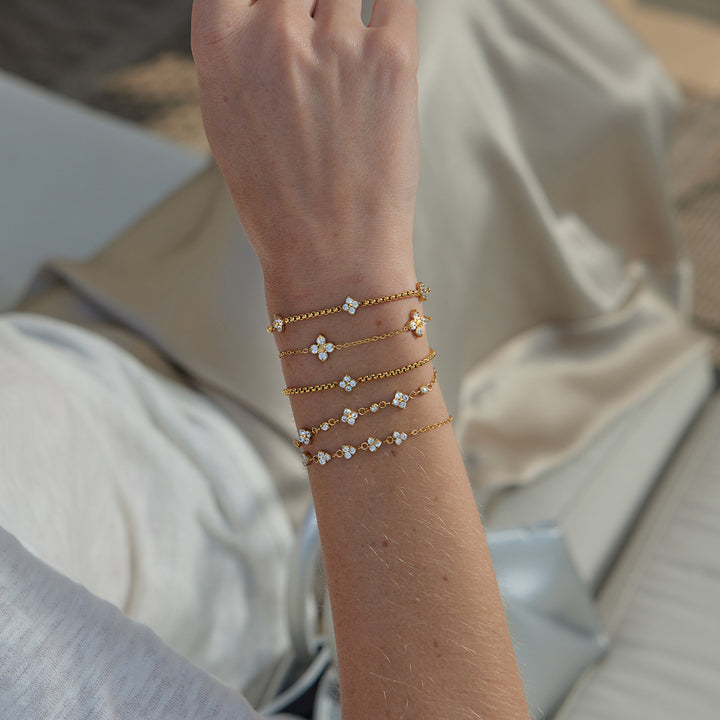J&D Classic 18K Gold Stainless Steel White Zircon Clover Box Chain Bracelets