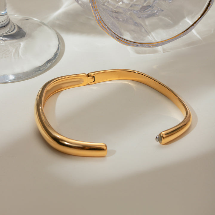 J&D Minimalist Bangle Stainless Steel 18K Gold Plated Buckle Square Antique Bracelets Bangles for Women
