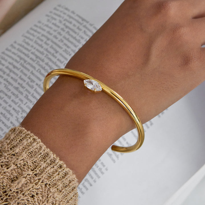 J&D 18K PVD Gold Plate Stainless Steel Bracelet Trendy Classic Horse Eye White Zircon Open Cuff Bangle