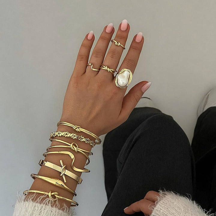 J&D Vintage Luxury Jewelry Stainless Steel 18K Gold Rings Women Handmade Big Baroque Pearl Open Rings