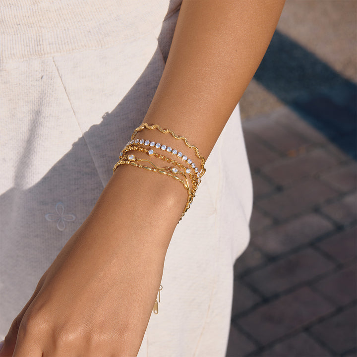J&D Wave Bar Round White CZ Stainless Steel 18K Gold Plated Classic Statement Link Chain Bracelet Gift for Women Daily Wear