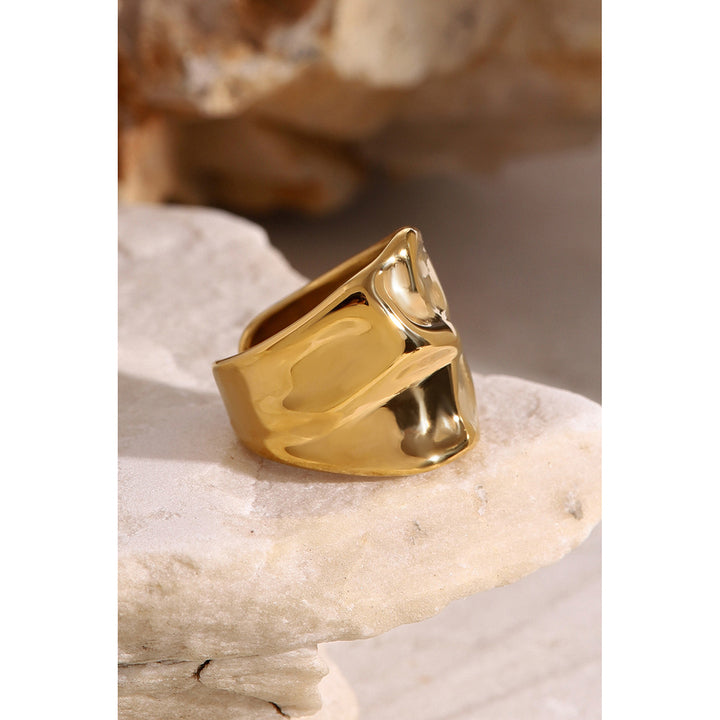 J&D Jewelry Simple 18K PVD Gold Plated High Polish Stainless Steel Statement Chunky Heart Finger Ring