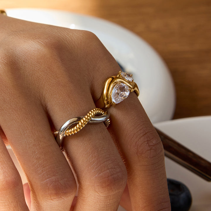 J&D Fashion Jewelry 18k Gold Plated Stainless Steel Two Zircon Undulating Band Ring Wave Women